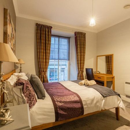 Two Bedroom Apartment Within Walking Distance To City Centre EDI Kültér fotó