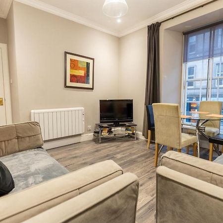 Two Bedroom Apartment Within Walking Distance To City Centre EDI Kültér fotó