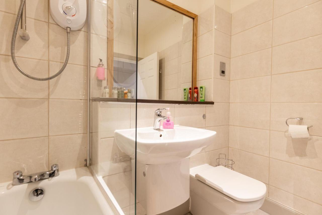 Two Bedroom Apartment Within Walking Distance To City Centre EDI Kültér fotó