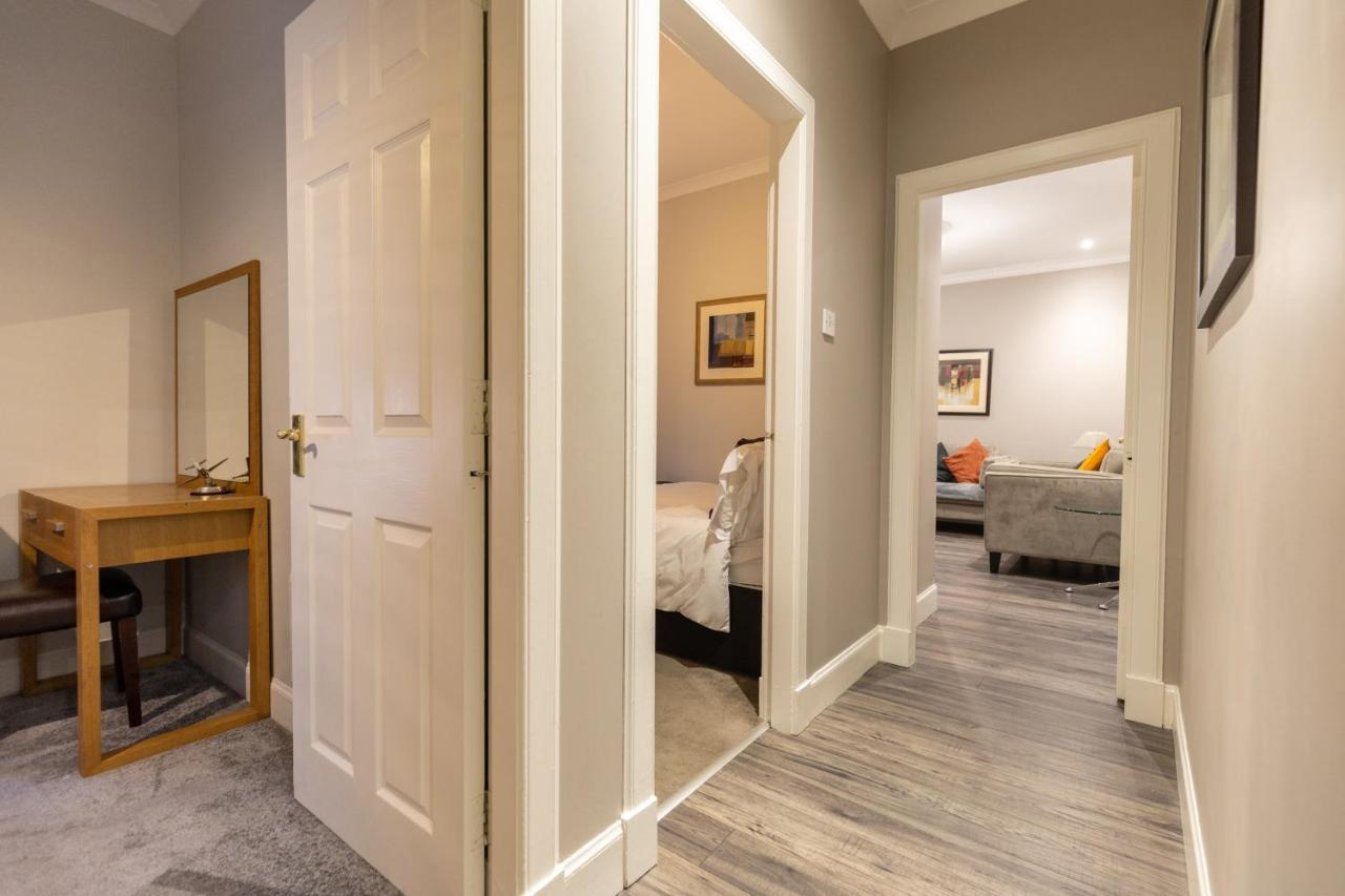 Two Bedroom Apartment Within Walking Distance To City Centre EDI Kültér fotó
